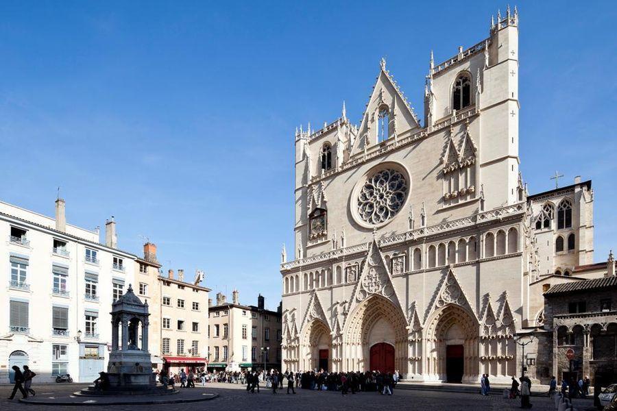 Le XVI De La Rose Lägenhet Lyon Exteriör bild